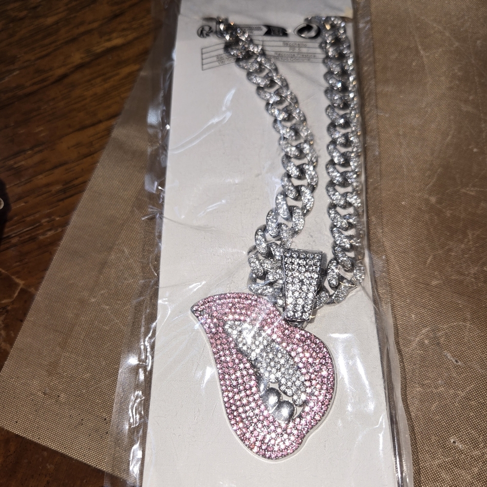 Silver bling necklace